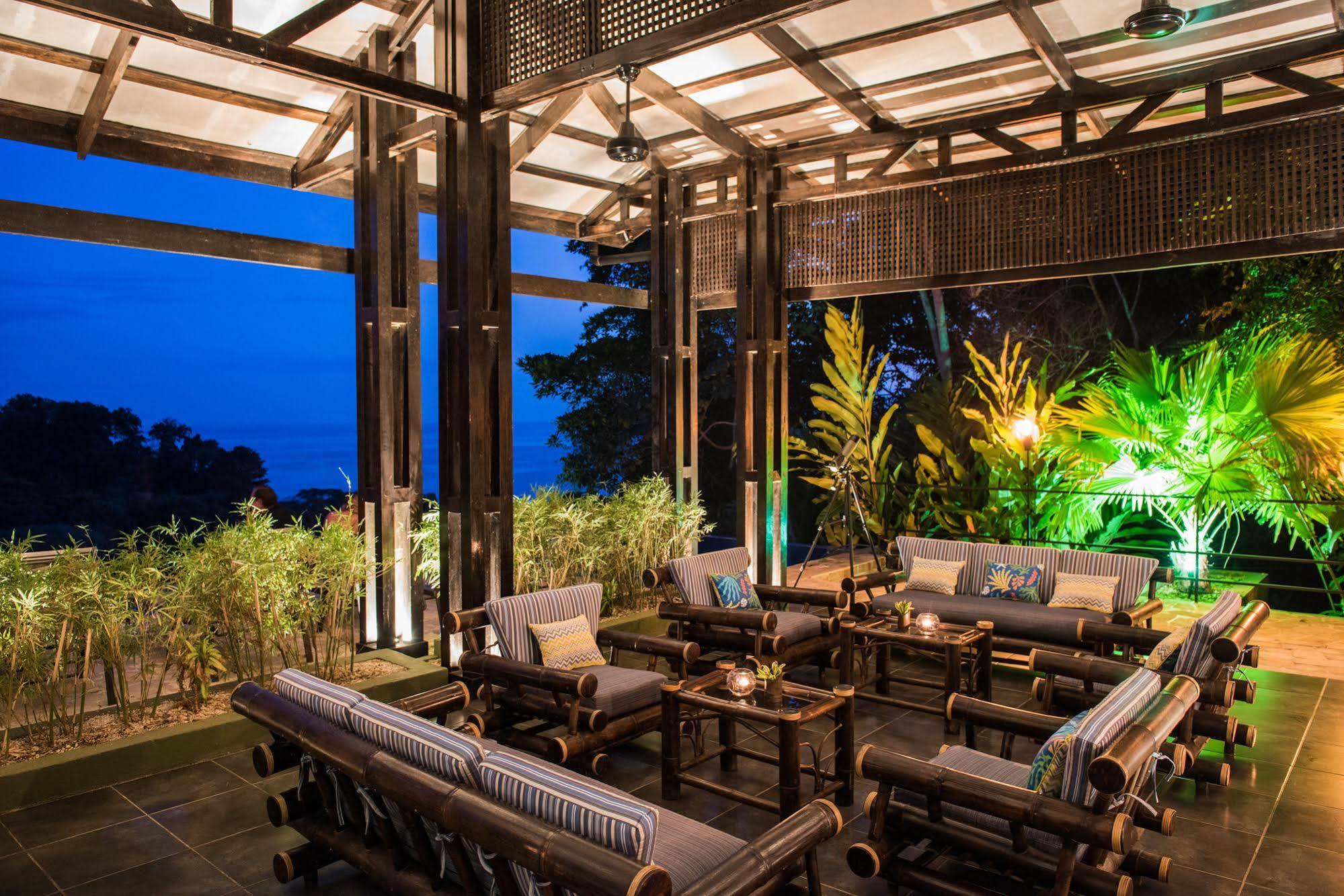 Tiki Villas Rainforest Lodge & Spa Увита Екстериор снимка